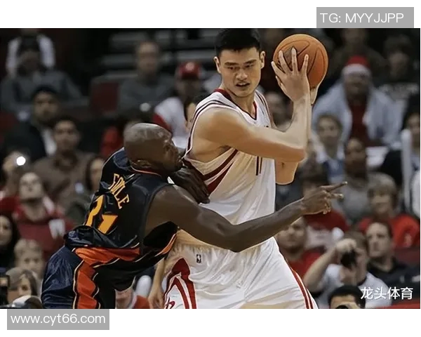 姚明在NBA赛场的辉煌瞬间与经典集锦回顾 姚明在NBA赛场的辉煌瞬间与经典集锦回顾